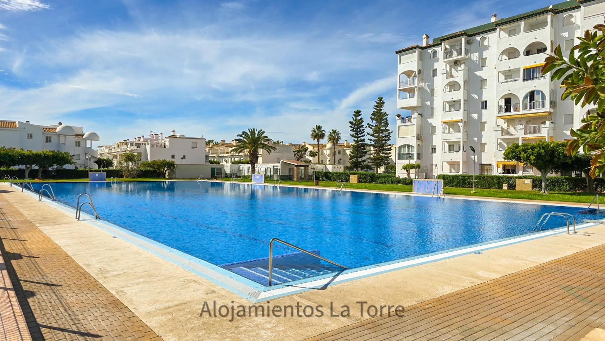 Laguna Beach Premium - Alojamientos La Torre Торрокс-Коста Экстерьер фото